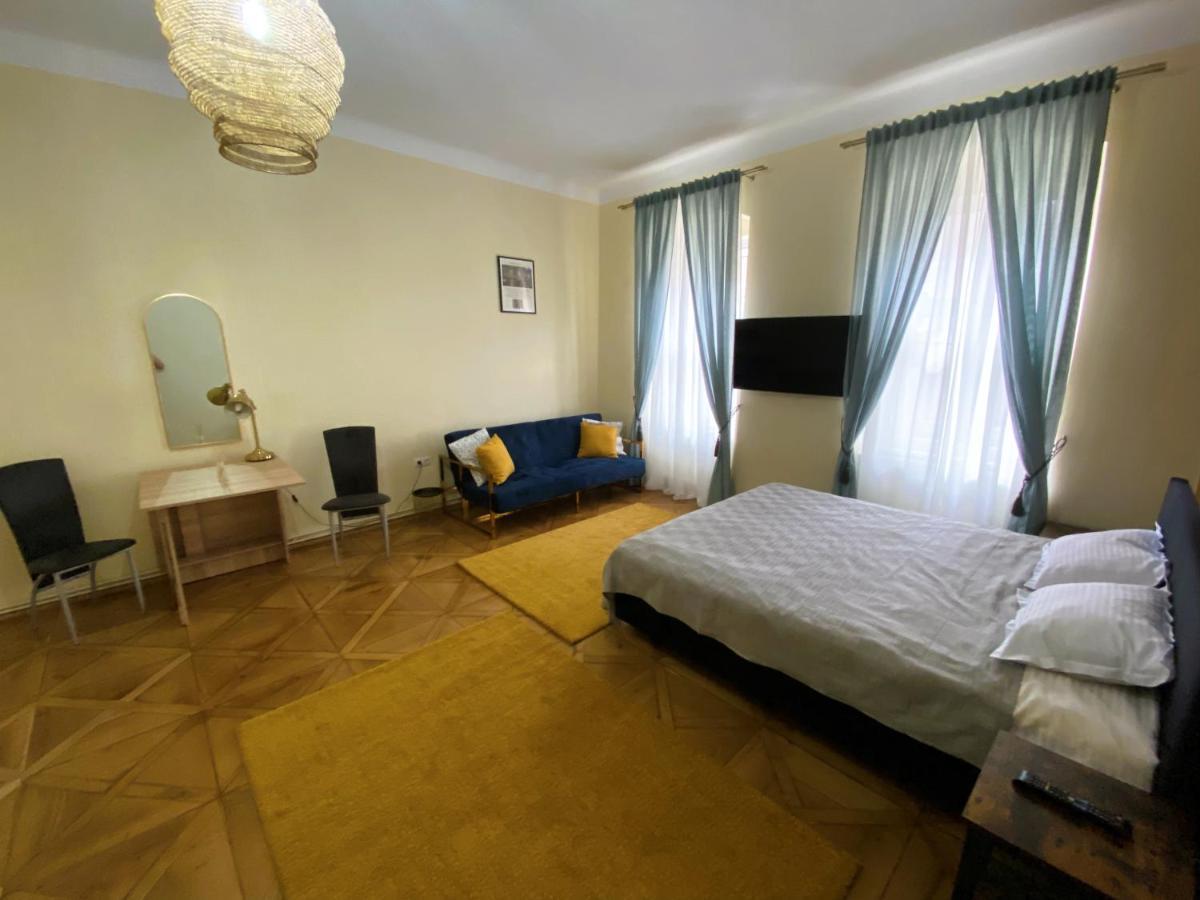 Апартаменты Boem 2 Sibiu Old Town Экстерьер фото